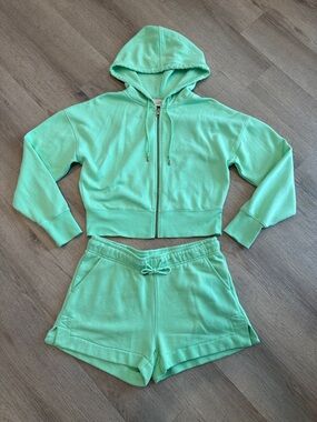 Universal Thread Lounge Set